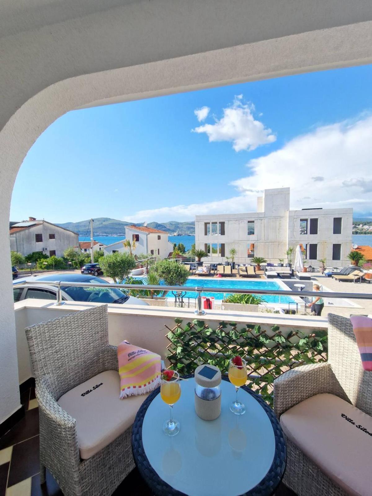 Apartments Silva With A View Of Sea Trogir Eksteriør billede