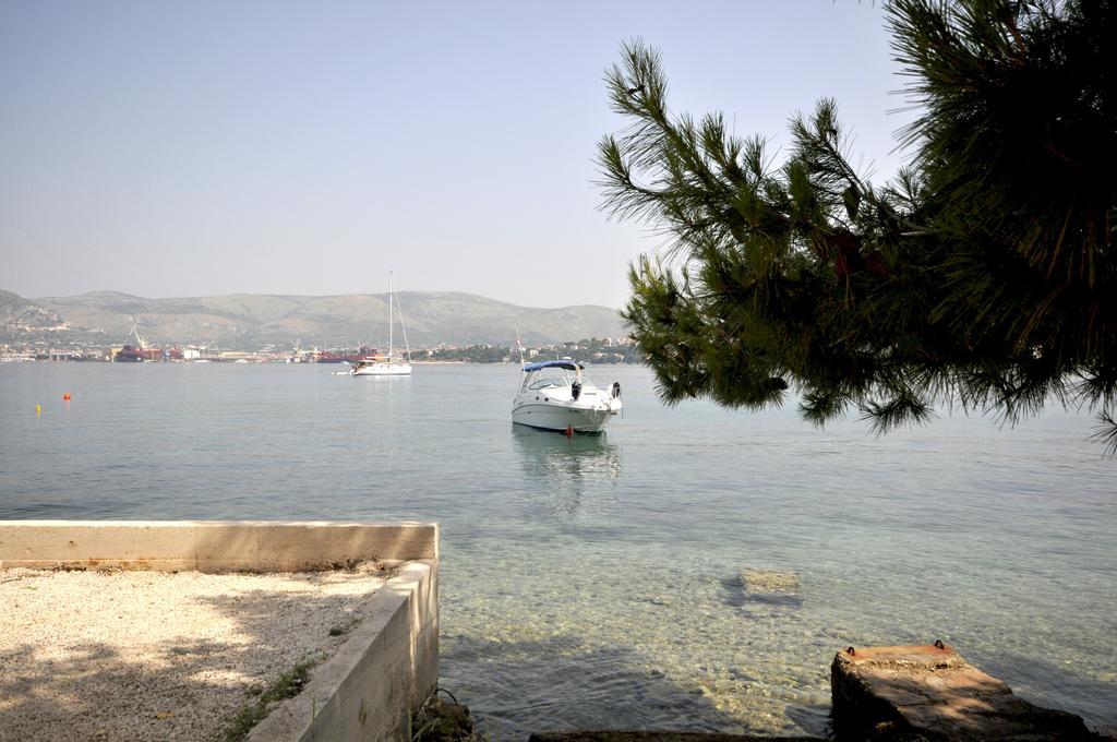 Apartments Silva With A View Of Sea Trogir Eksteriør billede